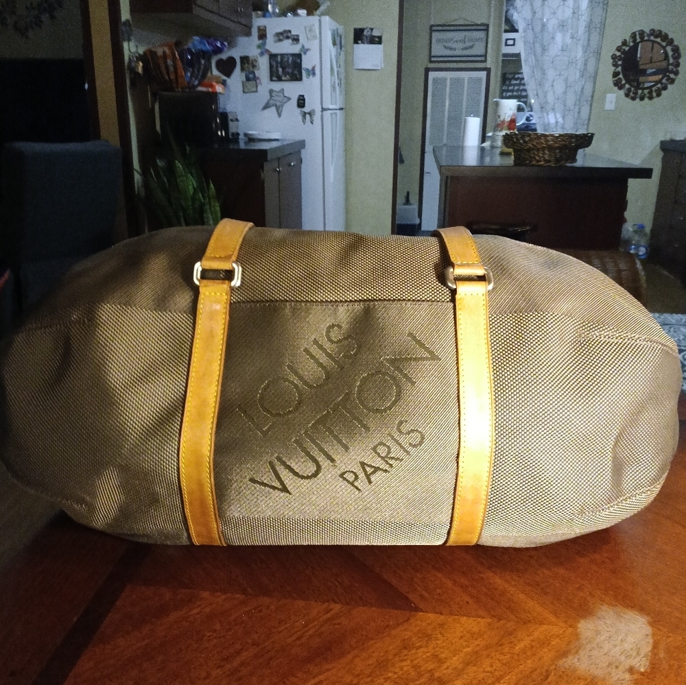 Louis Vuitton Duffel Bag with Tan Straps - Picture 4 of 16